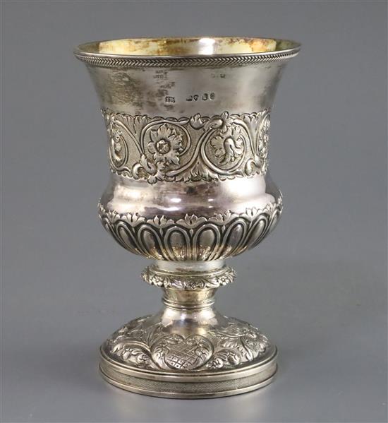 A George IV silver campana shaped cup/vase by John Blades?, 12.5 oz.